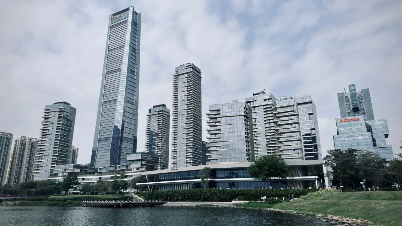 GPS导航仪与测深仪在渔业船舶中的实际应用与维护要点