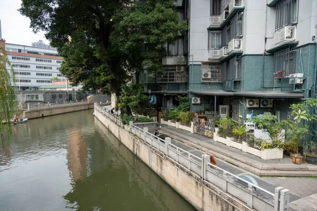 航仪设备选型指南：测深仪与GPS导航仪在渔业船舶上的配置对比